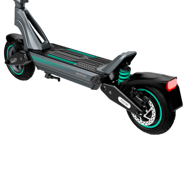 Imagen 3 Patinete eléctrico Cecotec Bongo Y45 Connected con 750 W, autonomía de 45 km y doble suspensión. Cumple la normativa VMP. Ideal para movilidad urbana eficiente.