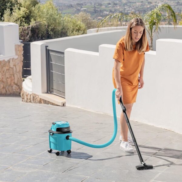 Imagen 4 Aspirador de sólidos y líquidos Conga Rockstar Wet & Dry Compact Garden de 1000 W y 10 L. Diseño compacto con función de soplado para una limpieza versátil.