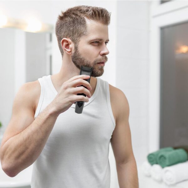 Imagen 4 Barbero Cecotec PrecisionCare Barber con cuchillas de acero inoxidable, 2 peines ajustables de 1 a 20 mm y autonomía de 60 minutos. Perfilado de precisión.