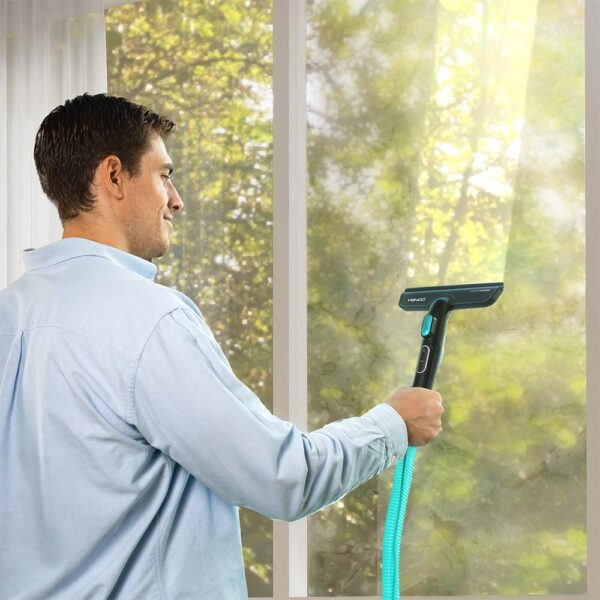 A01_EU01_100074-Imagen-8 Imagen 8 Limpiatapicerías Conga 6000 Carpet&Spot Clean XXL Advance con 1000 W y 16 kPa. Limpieza profunda con depósitos XXL de 4,5 L de agua limpia y 2,2 L de agua sucia.