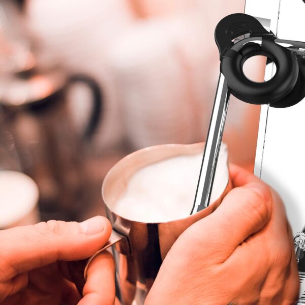 Imagen 8 Cafetera espresso profesional Baristeo Intima de Cecotec con 20 bares de presión, sistema Thermoblock doble y manómetro para un café perfecto en casa.