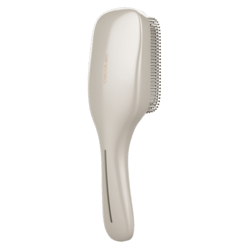 Imagen 2 Cepillo reparador HairCare Revitalize Champagne con 5 tecnologías: vibración, iones, EMS, LLLT y LED para regenerar la cutícula y revitalizar el cabello.