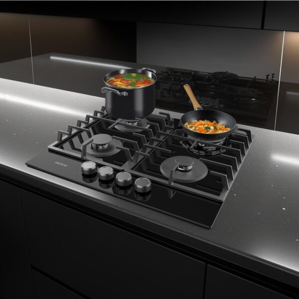 A01_EU01_100195-Imagen-8 Imagen 8 Placa de gas Bolero Squad G 4200F Glass Black con 4 quemadores, superficie de cristal templado de alta resistencia y sistema de seguridad FlameGuard integrado.