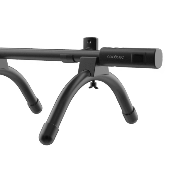 Imagen 2 Radiador toallero eléctrico de bajo consumo Cecotec ReadyWarm 5000 Towel Black con 100W, indicador luminoso y doble uso: suelo o pared. Máxima seguridad.