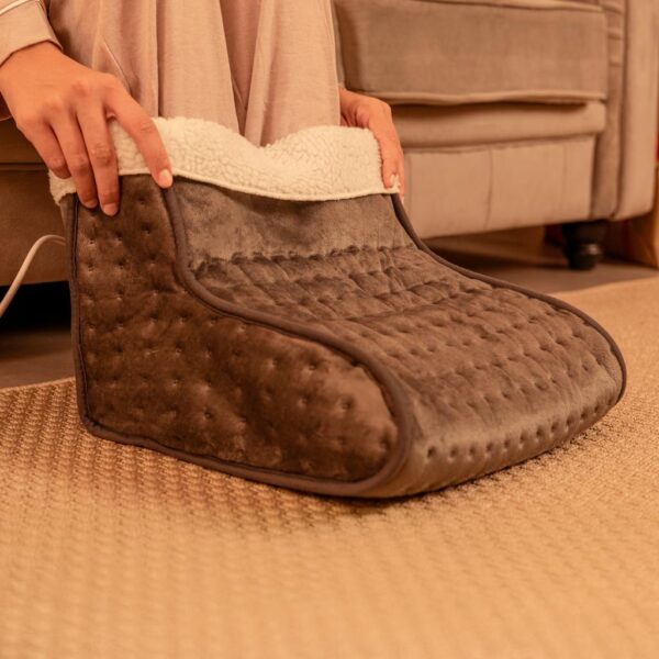 Imagen 4 Manta eléctrica térmica HeatConfort de 200x180 cm en color coral. Cuenta con 9 niveles de temperatura ajustables y sistema de apagado automático seguro.