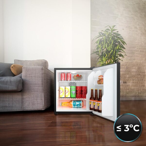 Imagen 6 Nevera mini bar CoolMarket BC SD 47 Black de 44L. Sistema termoeléctrico silencioso de 35 dB, luz LED interior y control mecánico en un elegante diseño negro.