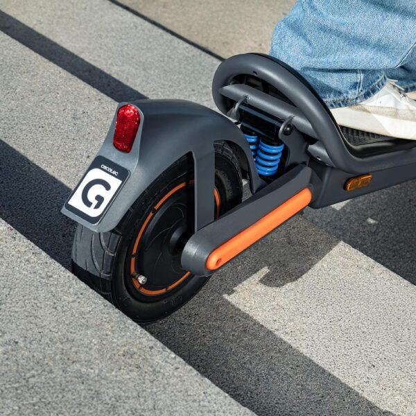 Imagen 8 Patinete eléctrico Bongo GS75 2x2 XXL Connected con doble motor de 2400 W, autonomía de 75 km y ruedas off-road de 11 pulgadas. Máxima potencia y control.