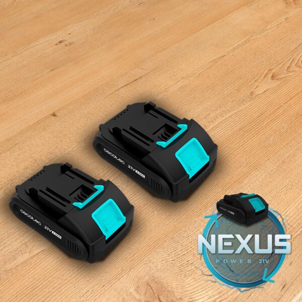 A01_EU01_102264-Imagen-4 Imagen 4 Desbrozadora multifunción 4 en 1 FastCut 3000 Freemove de Cecotec. Batería 21V, 650W de potencia, cabezal orientable y tubo telescópico. Incluye accesorios.