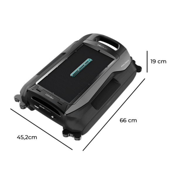 Imagen 2 Descubre el robot limpiapiscinas de superficie Conga Pooldroid AquaSkater de Cecotec. Mantén el agua libre de hojas e insectos de forma automática.