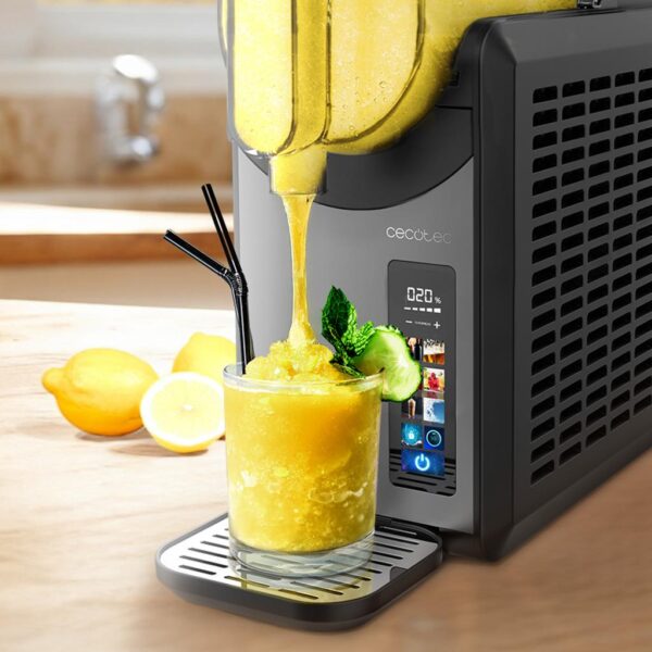 Imagen 4 Máquina de granizados Twist&Ice 2600 de Cecotec con 2,6 L de capacidad. Tecnología de refrigeración rápida y panel de control táctil para bebidas perfectas.