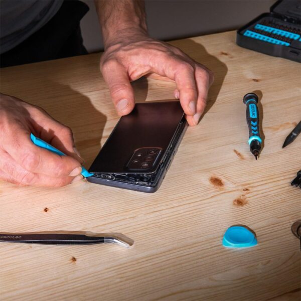 Imagen 7 Kit de destornillador manual de precisión Cecotec PrecissionGyro 100 Set. Incluye múltiples puntas de acero para reparación de dispositivos electrónicos.