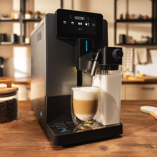 Imagen 6 Cafetera superautomática Cecotec Cremmaet Latte de 19 bares. Diseño compacto, molinillo integrado y sistema de leche para lattes y cappuccinos automáticos.