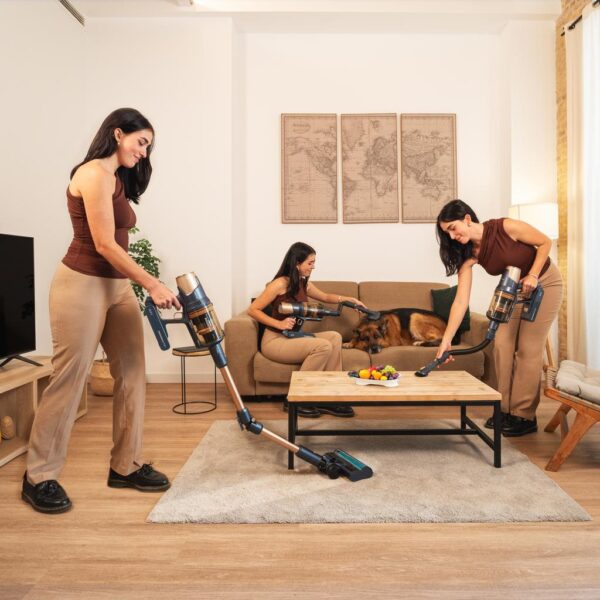 Imagen 7 Mantén tu hogar impecable con el robot aspirador Conga RX70 AquaPet Flex. Aspira, friega y barre con potencia especial para mascotas y tubo flexible ergonómico.