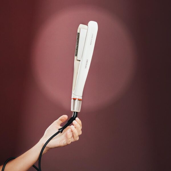 A01_EU01_116271-Imagen-5 Imagen 5 Plancha de pelo Cecotec Bamba Lisse Plasma con tecnología iónica dual para un cabello brillante y sin encrespamiento. Placas estrechas con revestimiento cerámico.