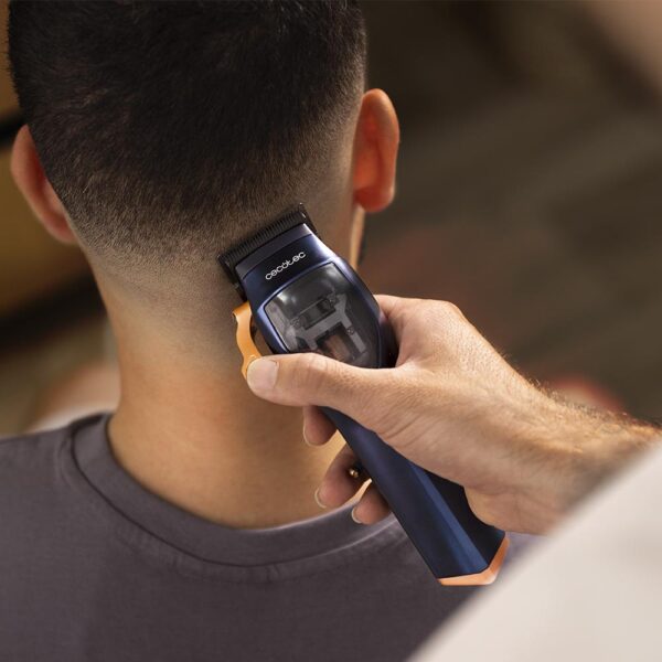 Imagen 8 Cortapelos profesional Cecotec PrecisionCare Expert Vector con motor vectorial de 9200 rpm y cuchillas de alta precisión para un acabado definido y rápido.