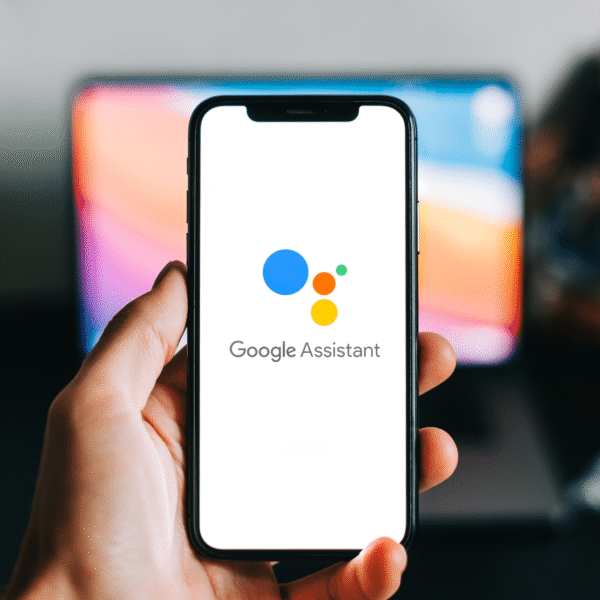 Imagen 8 Televisor Cecotec TV LED A3 series ALH40032 de 32 pulgadas con resolución HD, Google TV, Dolby Audio y Chromecast integrado para una experiencia inteligente.